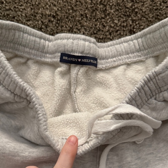 BRANDY MELVILLE SILVER GRAY CARGO PANTS - Picture 4 of 8